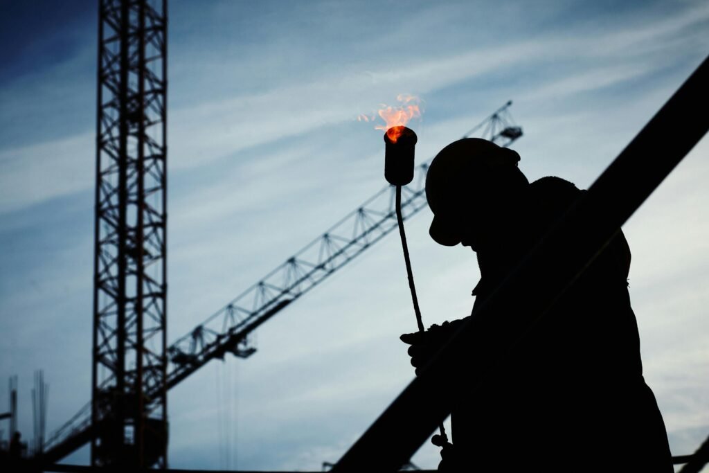 The Ultimate Guide to Start a Profitable Construction Business