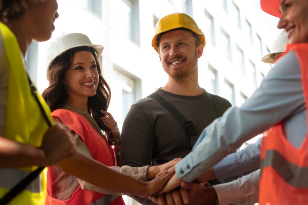 Hire and Manage a Powerful Construction Crew Effectively
